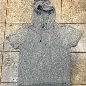 Hooded short sleeve hoodie